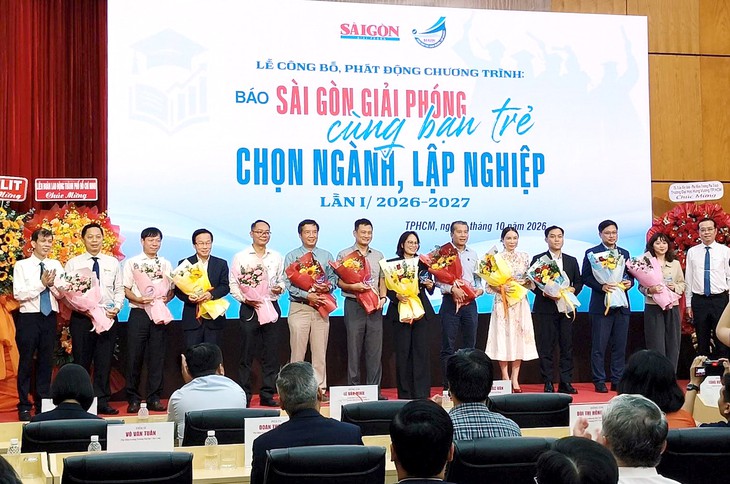 Hướng nghiệp từ lớp 9 để tránh 'thi điểm cao nhưng chọn sai nghề' - Ảnh 1.
