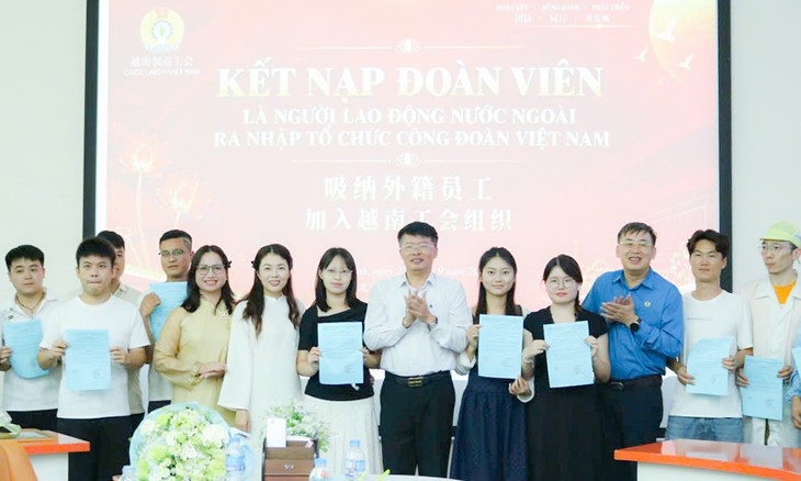 Giải mã cách Bắc Ninh thu hút, kết nạp công đoàn viên trong các nhà máy FDI - Ảnh 3.