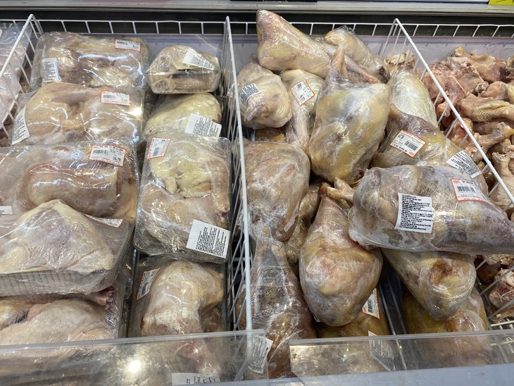 Làn sóng thịt nhập siêu rẻ: Sẽ chặn thịt nhập khẩu kém chất lượng, cận date - Ảnh 3.