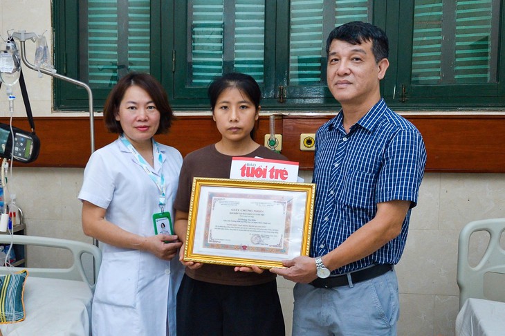 Cô giáo mầm non bị cắt một chân vì cứu học sinh được nhận giải thưởng Thanh niên sống đẹp - Ảnh 3.