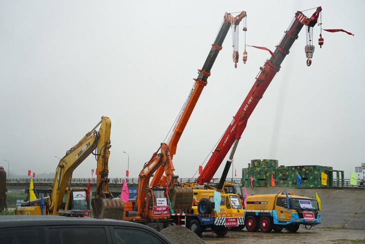 Khởi công dự án cầu Trà Khúc 1, tạo dấu ấn 'bờ xe nước' trên sông Trà Khúc - Ảnh 3.