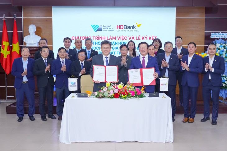 HDBank và Đại học Quốc gia TP.HCM hợp tác toàn diện - Ảnh 1.