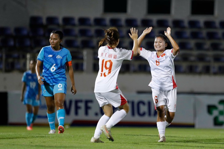 U17 nữ Việt Nam lập kỷ lục thắng 20-0 ở giải châu Á - Ảnh 2.