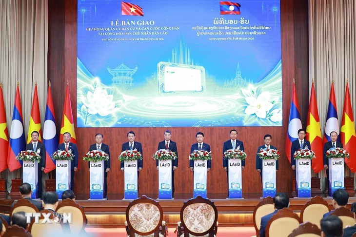 Việt Nam bàn giao hệ thống quản lý dân cư và CCCD tại Lào, khởi công Trường Đại học hữu nghị - Ảnh 6.