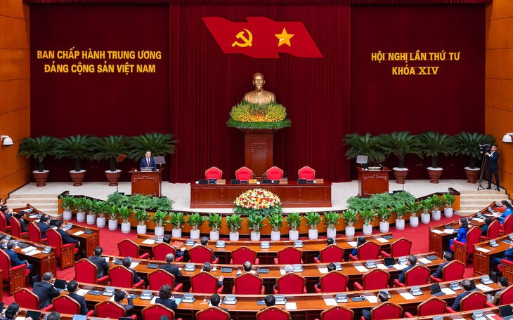 Bộ Chính trị: Đảng viên không lợi dụng vị trí để can thiệp công việc nơi cư trú - Ảnh 3.