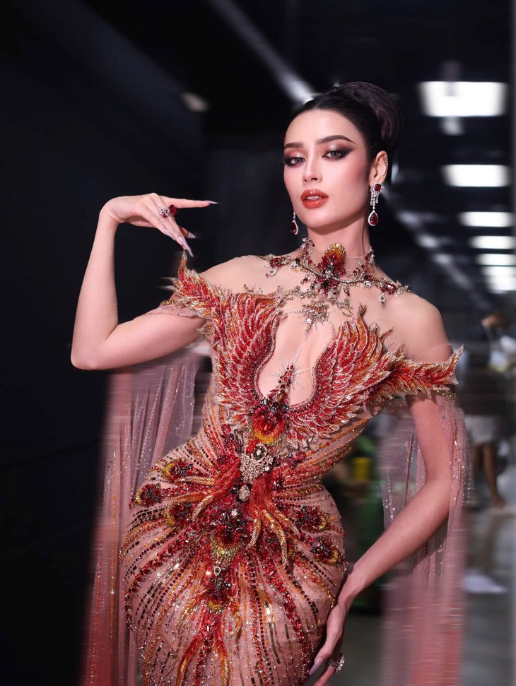 Emoura Phạm được dự đoán vào top 2 Miss Grand International 2026 - Ảnh 4.