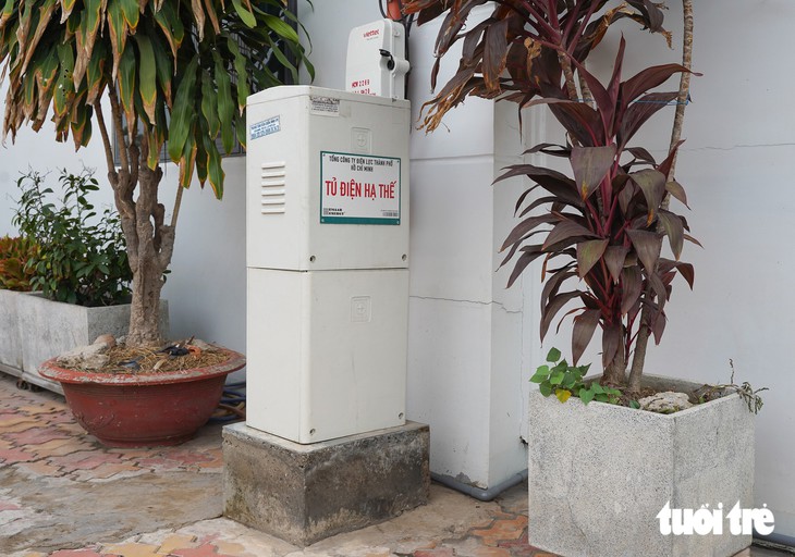 Người dân đường Nguyễn Ảnh Thủ nối dài, xã Bà Điểm phấn khởi khi được ngầm hóa lưới điện - Ảnh 12.