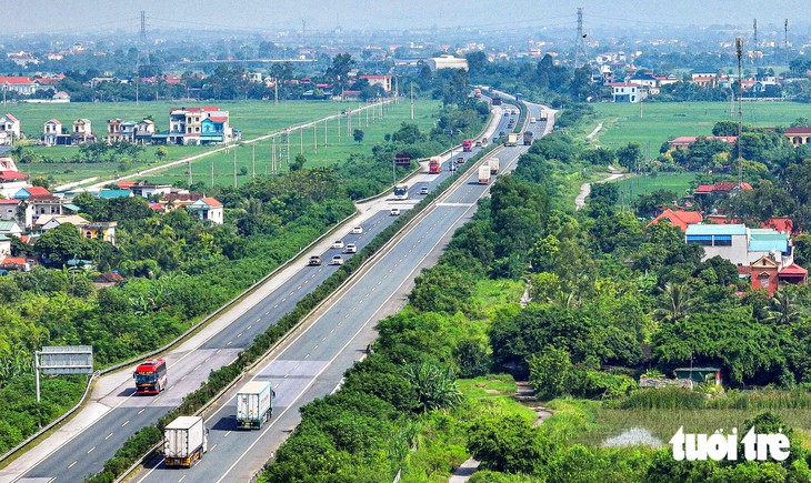 Cao tốc huyết mạch phía nam Hà Nội giảm tốc độ tối đa xe chạy từ 120km/h xuống 100km/h - Ảnh 2.