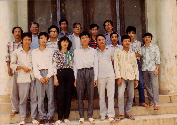 Người thầy Bách khoa góp sức phá bom từ trường, đào tạo vật lý hạt nhân ở Angola - Ảnh 1.