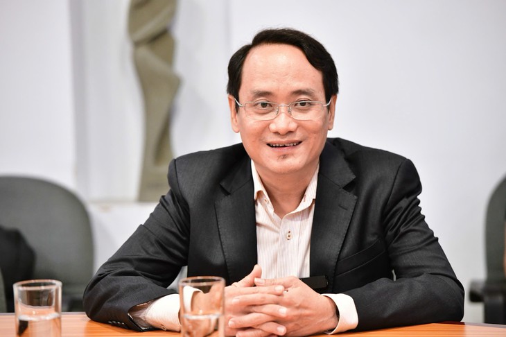 VUS đồng hành cùng học bổng Tiếp sức đến trường, tiếp thêm cơ hội học tiếng Anh cho tân sinh viên khó khăn - Ảnh 2.