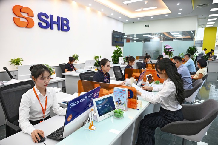 Thị giá miệt mài giảm về mốc 10.000 đồng, SHB của Bầu Hiển lên tiếng trước tin đồn - Ảnh 1.
