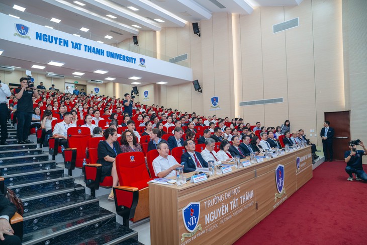 Bệnh viện ở TP.HCM phát triển phần mềm cảnh báo nguy cơ quá tải - Ảnh 1.