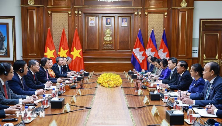 Ông Hun Sen: Chuyến thăm của Thủ tướng Lê Minh Hưng tạo động lực cho quan hệ hai nước - Ảnh 3.