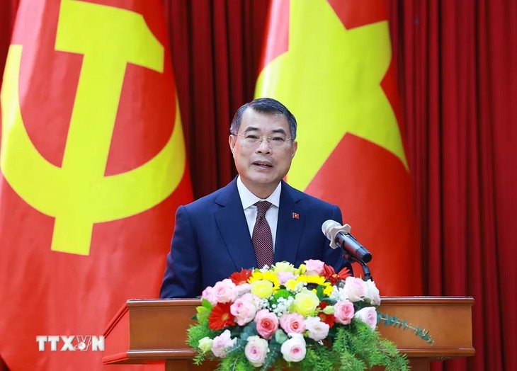 Thủ tướng kêu gọi doanh nhân, kiều bào mở rộng đầu tư, kết nối kinh tế Việt - Lào - Ảnh 2.