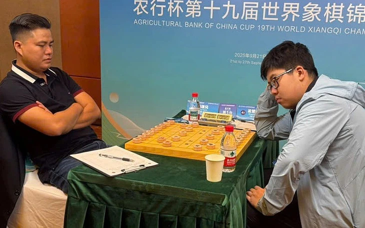 Trung Quốc mang 2 nữ kỳ thủ thách thức ngôi 'vua cờ' của Lại Lý Huynh - Ảnh 2.