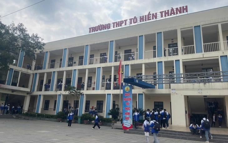 Vụ sửa điểm của học sinh tại Thanh Hóa: tổ chức kiểm điểm tập thể, cá nhân - Ảnh 3.