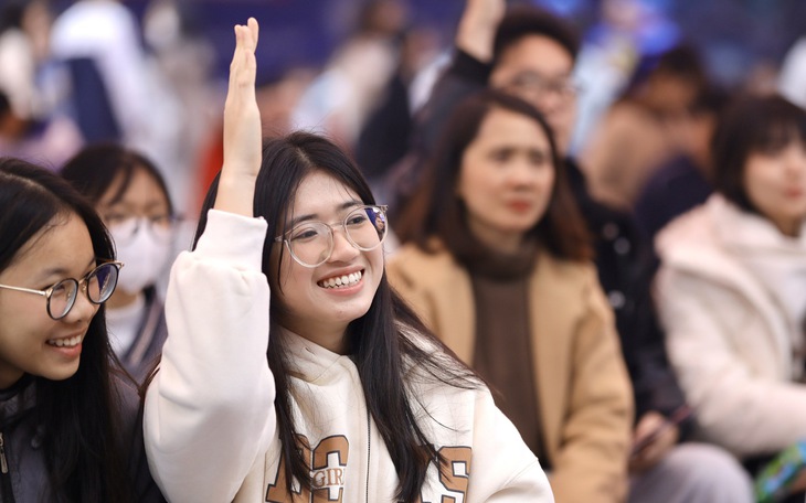 Trường đại học Ngoại ngữ giảm 18 tổ hợp xét tuyển, giảm xét học bạ - Ảnh 4.