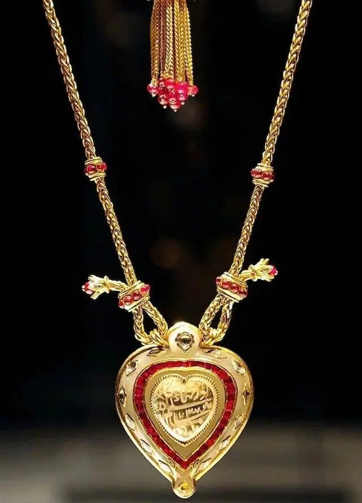 Margot Robbie - Ảnh 4.