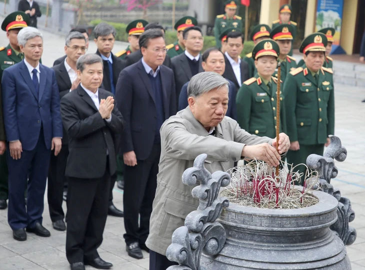 Tổng Bí thư - Ảnh 2.