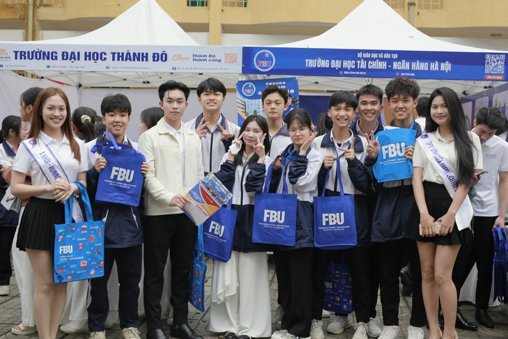 Trường ĐH Tài chính - Ngân hàng Hà Nội  - Ảnh 4.