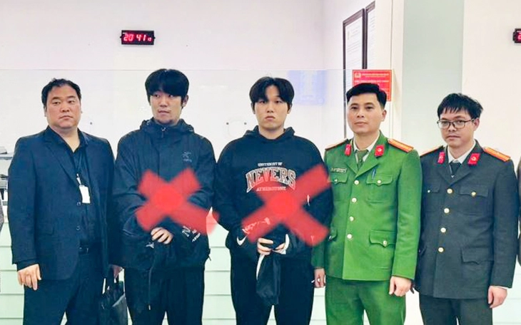 Công an Việt Nam bắt 2 người bị Interpol truy nã đỏ, bàn giao cho Hàn Quốc - Ảnh 2.