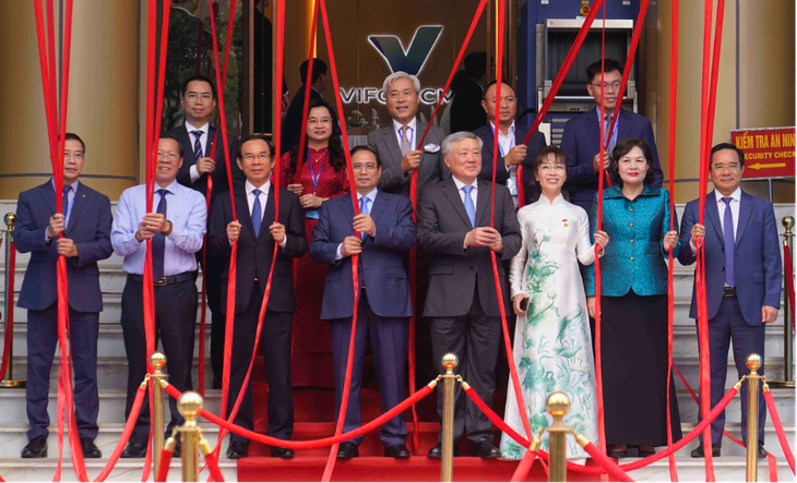 Trung tâm Tài chính quốc tế Việt Nam tại TP.HCM ra mắt: Nền tảng niềm tin đón dòng vốn toàn cầu - Ảnh 2.