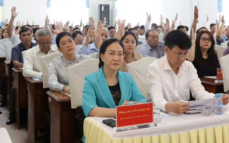 Hà Nội có 13 người xin rút hồ sơ ứng cử đại biểu Quốc hội khóa XVI - Ảnh 3.