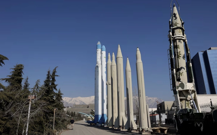 Tin tức thế giới 12-2: Nga sơ tán khách khỏi Cuba; Ukraine chỉ bầu cử khi có lệnh ngừng bắn - Ảnh 7.