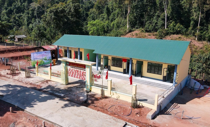 Khát vọng học tập giữa núi rừng Trường Sơn - Ảnh 4.