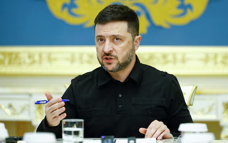 Ông Zelensky 'áp lực' trước ông Trump, đề xuất ngừng bắn 2 tháng để bầu cử - Ảnh 2.