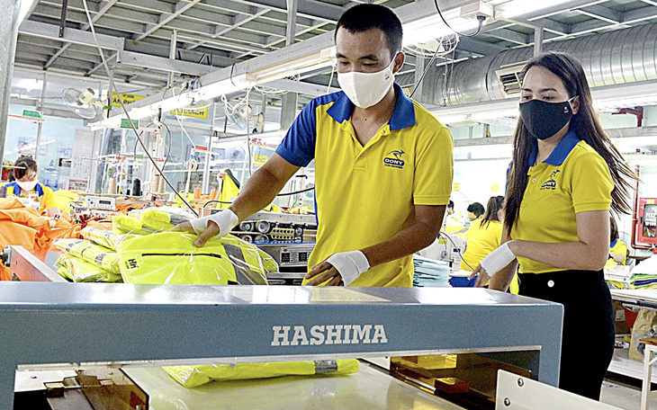 Đại biểu đề xuất xây dựng đạo luật đảm bảo quyền phát triển kinh tế tư nhân - Ảnh 2.