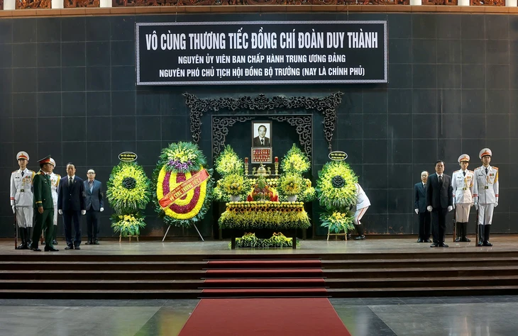 Thủ tướng cùng nhiều lãnh đạo viếng nguyên Phó chủ tịch Hội đồng Bộ trưởng Đoàn Duy Thành - Ảnh 6.