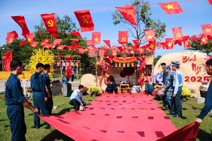 Cận cảnh trận địa tên lửa trực chiến canh trời cận Tết bên bờ biển Đà Nẵng - Ảnh 11.