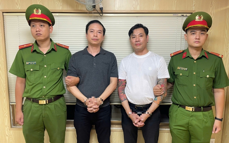 Công an triệu tập một bảo vệ, làm rõ clip hăm dọa tài xế tại Khu đô thị Vạn Phúc - Ảnh 4.