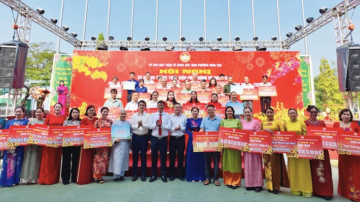 Nhiều xã phường ở TP.HCM rộn ràng Hội hoa xuân đón xuân Bính Ngọ 2026 - Ảnh 4.