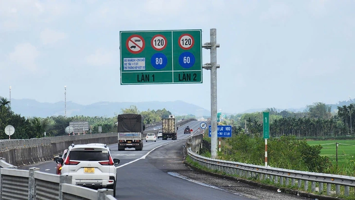 Tạm dừng thông xe cao tốc Quảng Ngãi - Hoài Nhơn dịp Tết Nguyên đán - Ảnh 3.