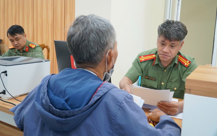 Công an cảnh báo dịch vụ làm lý lịch tư pháp 'nhanh, lấy ngay' trên mạng - Ảnh 3.