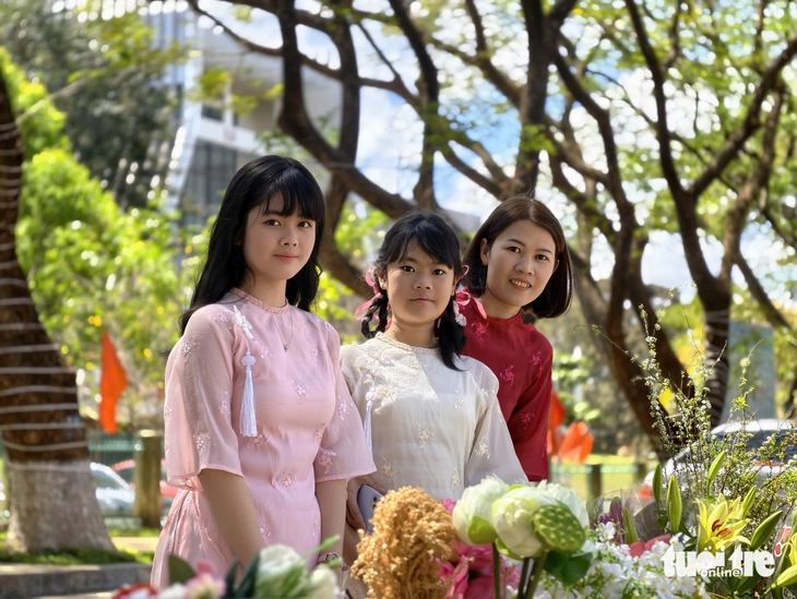 Bát tuấn mã trên đường hoa Buôn Ma Thuột - khi đại ngàn giao hòa sóng biển - Ảnh 6.