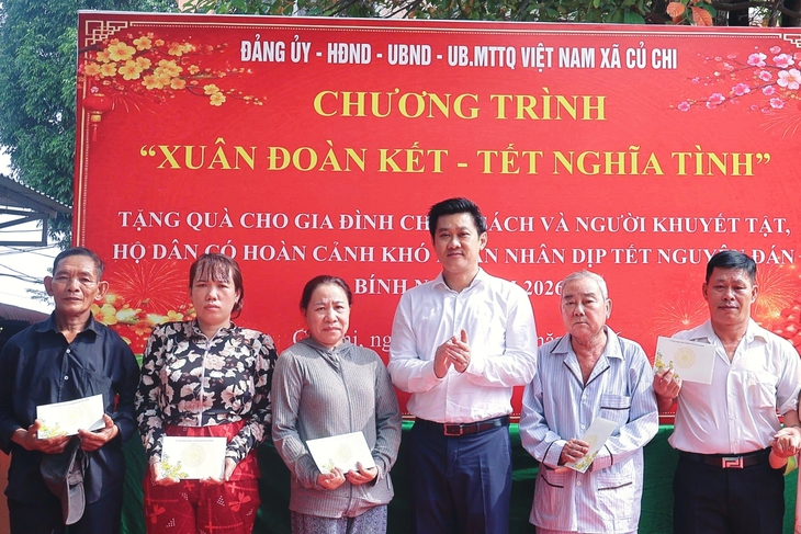 Sẻ chia ấm áp, chăm lo Tết tại xã Củ Chi, Bình Lợi, Bình Chánh - Ảnh 2.