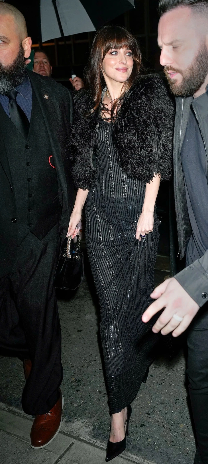 Dakota Johnson - Ảnh 10.