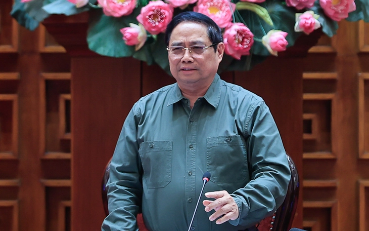 Lắp cầu phao sông Lô 'thần tốc', Đại tướng Phan Văn Giang gửi thư biểu dương các lực lượng tham gia - Ảnh 6.