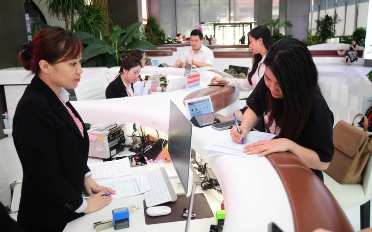 Đề nghị tạm hoãn xuất cảnh nếu nợ xấu nhóm 5 - Ảnh 3.