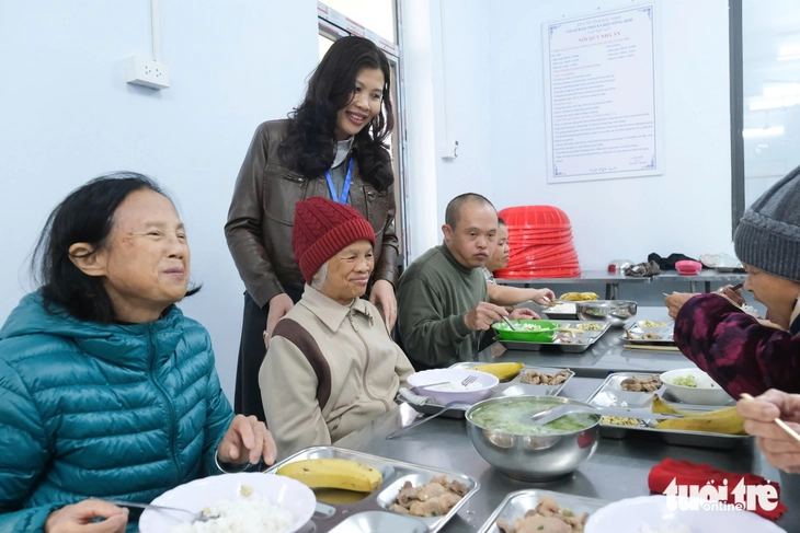 mồ côi - Ảnh 4.