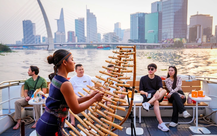 Du lịch chậm trên sông Sài Gòn tại sao không? - Ảnh 4.