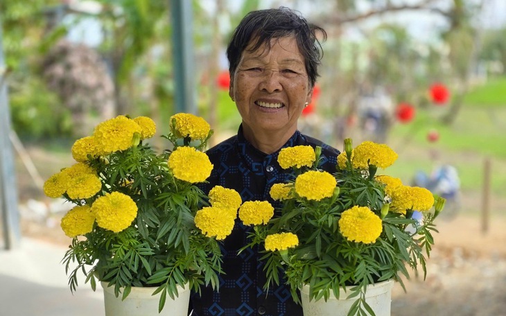 Khởi công nhà tránh lũ cộng đồng đầu tiên tại 'rốn lũ' Hòa Thịnh - Ảnh 5.