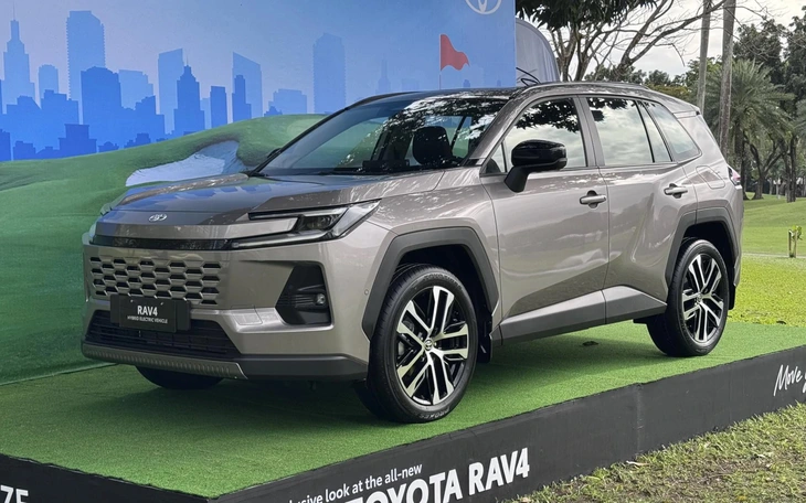 Toyota RAV4 PHEV có thể cấp điện cho nhà trong một tuần, chủ xe khỏi cần mua máy phát - Ảnh 2.