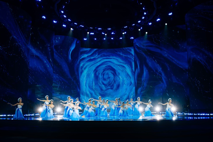 Hoa xuân ca - Ảnh 1.