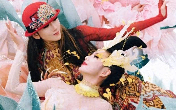 Tiết mục biểu diễn robot chiếm 'spotlight' Xuân Vãn 2026 ở Trung Quốc - Ảnh 5.