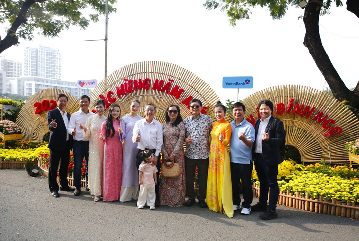 Phú Mỹ Hưng - Ảnh 2.