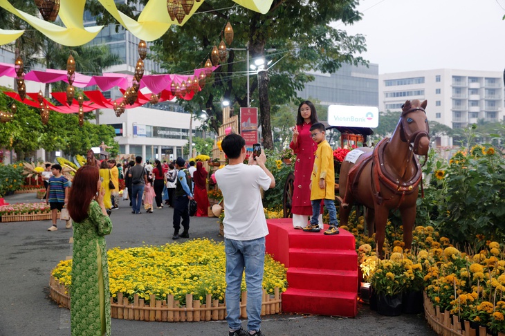 Phú Mỹ Hưng - Ảnh 4.